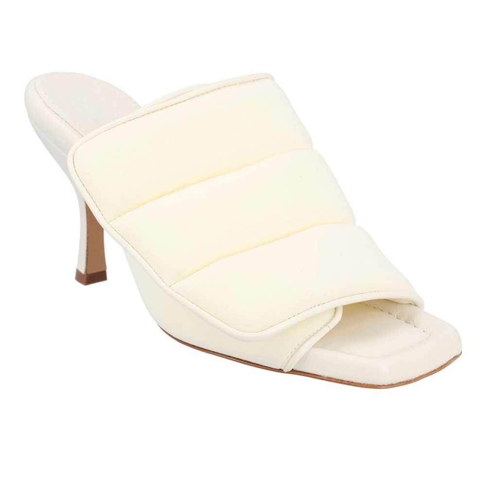 Gia Borghini ivory heels Size 39.5